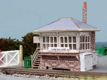 lb&scr signal box